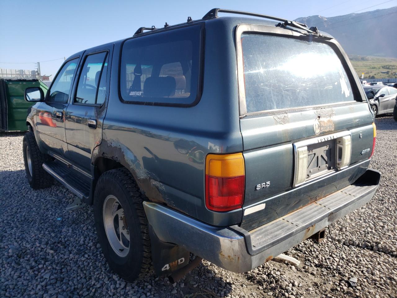 Photo 3 from auction – 1990 TOYOTA 4RUNNER RN with VIN JT3RN37W7L0005015