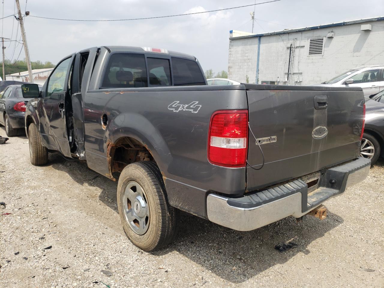 Photo 3 from auction – 2005 FORD F150 with VIN 1FTPX14555NA50215