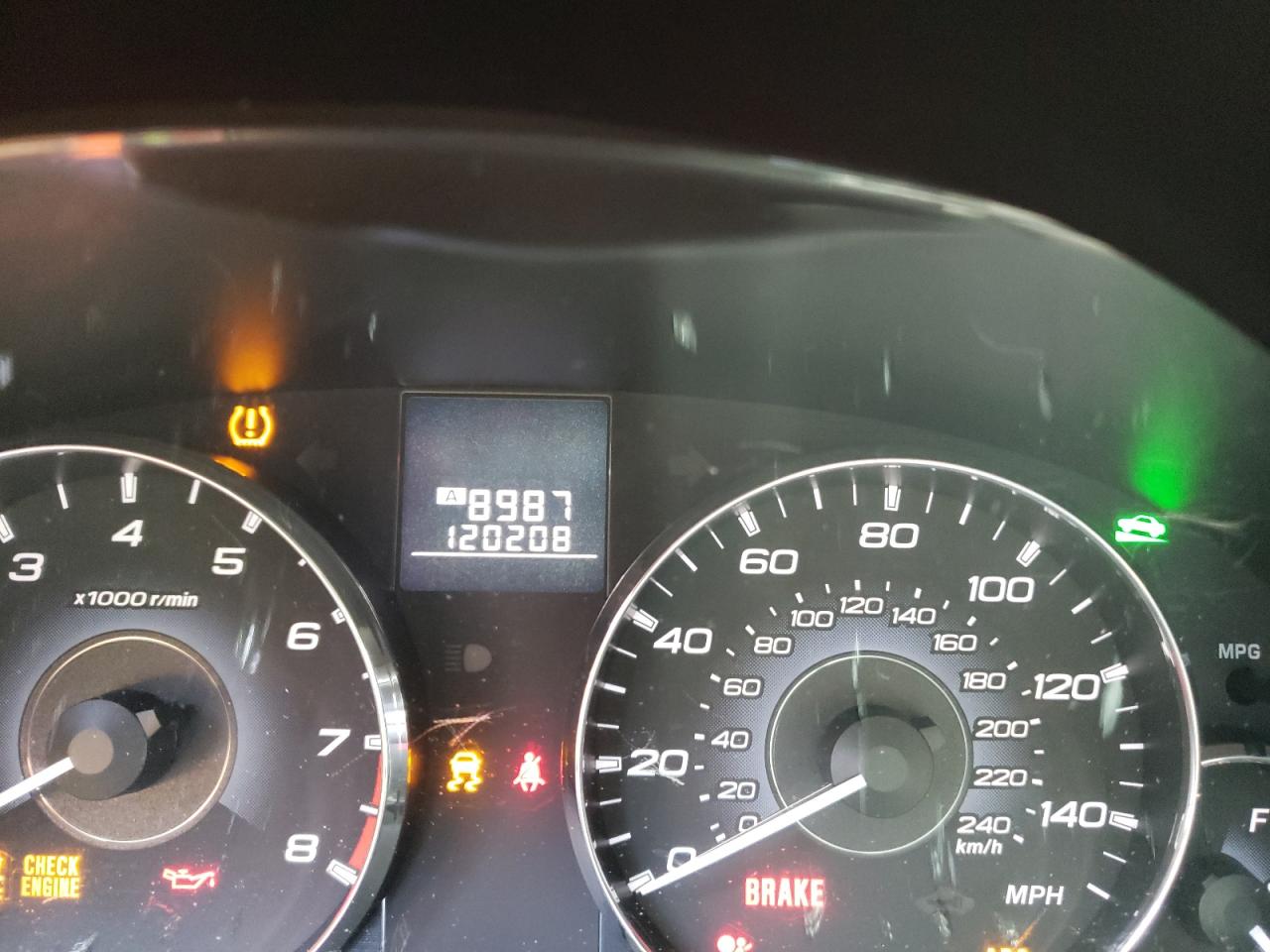 Photo 8 from auction – 2012 SUBARU LEGACY 2.5 with VIN 4S3BMAC66C1009514
