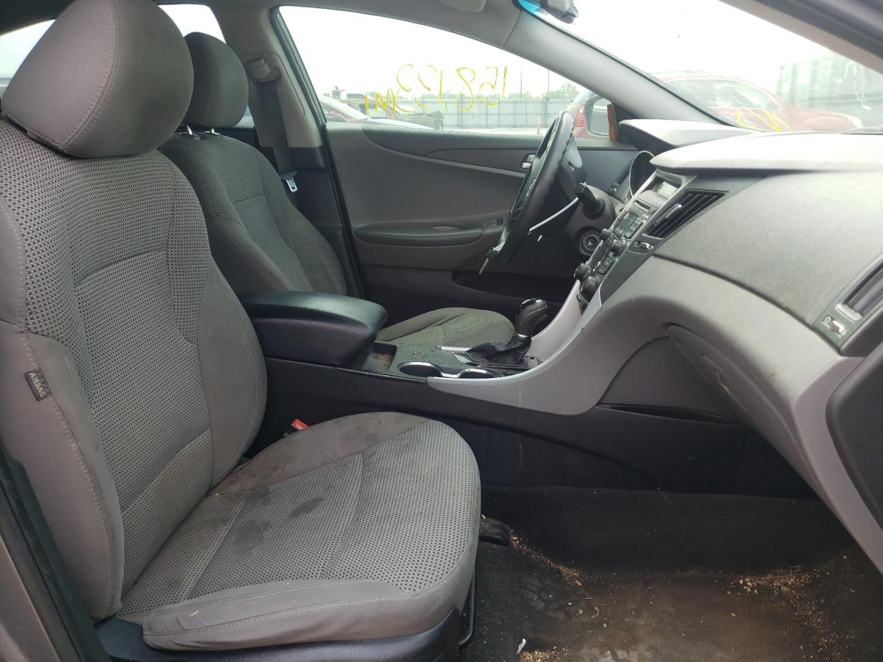 Photo 5 from auction – 2011 HYUNDAI SONATA GLS with VIN 5NPEB4AC7BH204994