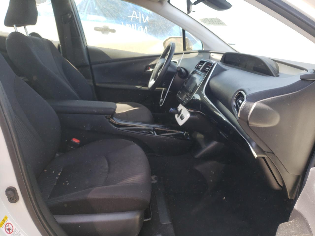 Photo 5 from auction – 2018 TOYOTA PRIUS with VIN JTDKARFU5J3552744
