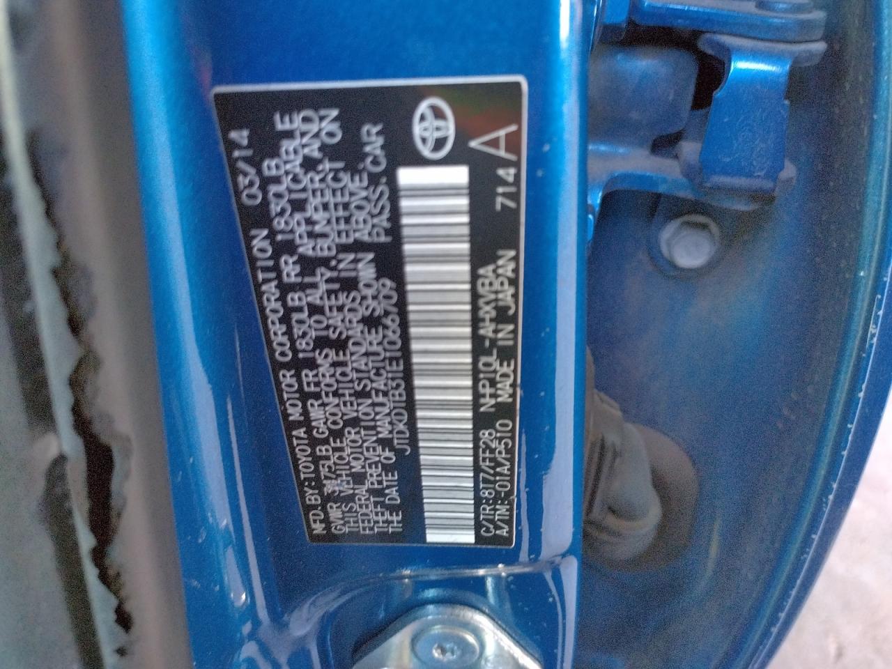 Photo 10 from auction – 2014 TOYOTA PRIUS C with VIN JTDKDTB31E1066709
