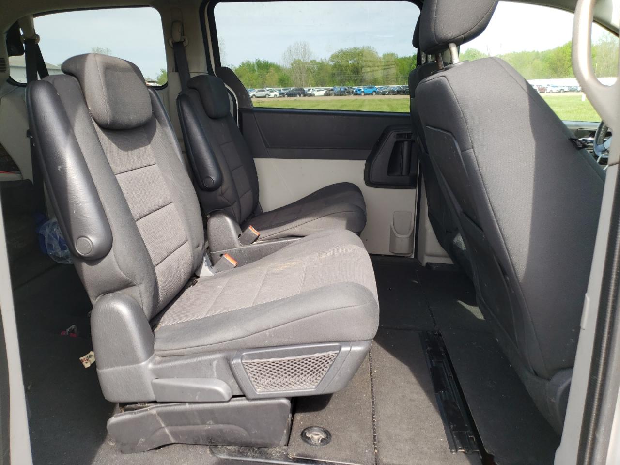 Photo 6 from auction – 2008 DODGE GRAND CARA with VIN 1D8HN54PX8B101007