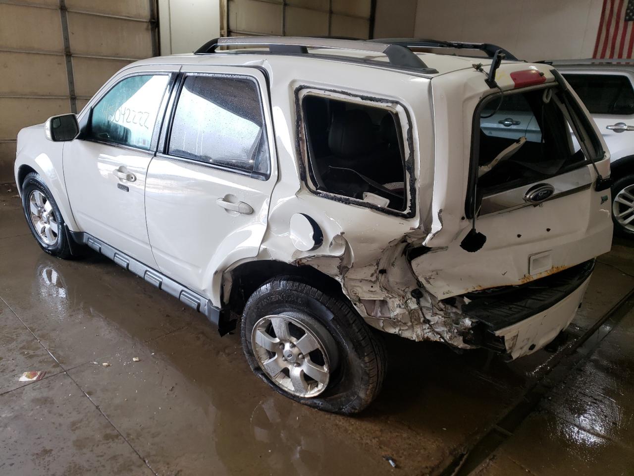 Photo 3 from auction – 2012 FORD ESCAPE LIM with VIN 1FMCU9EGXCKA42675