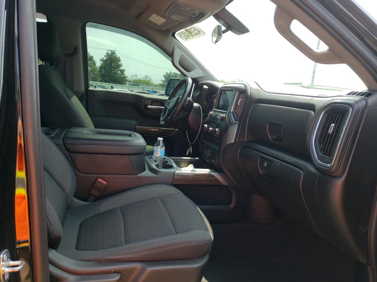 Photo 5 from auction – 2020 CHEVROLET SILVERADO with VIN 1GCPYFED0LZ177007