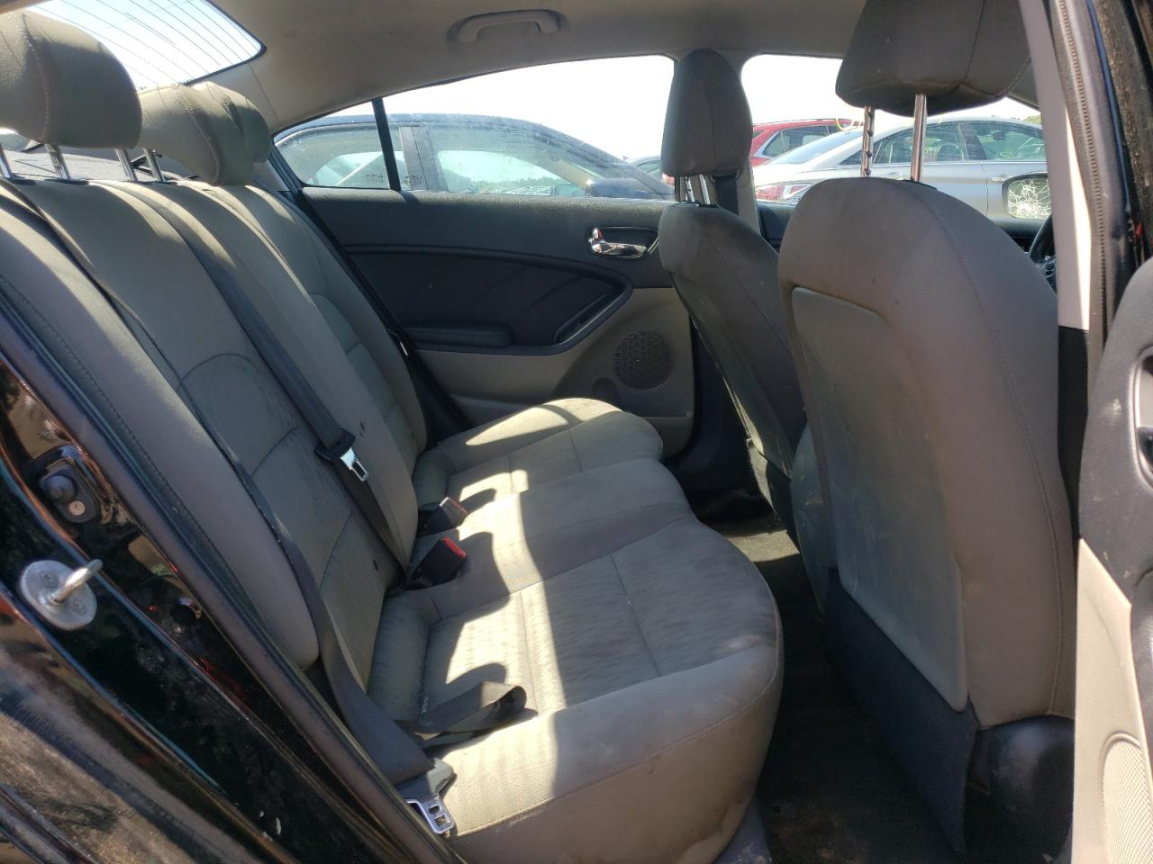 Photo 6 from auction – 2014 KIA FORTE LX with VIN KNAFK4A67E5252723