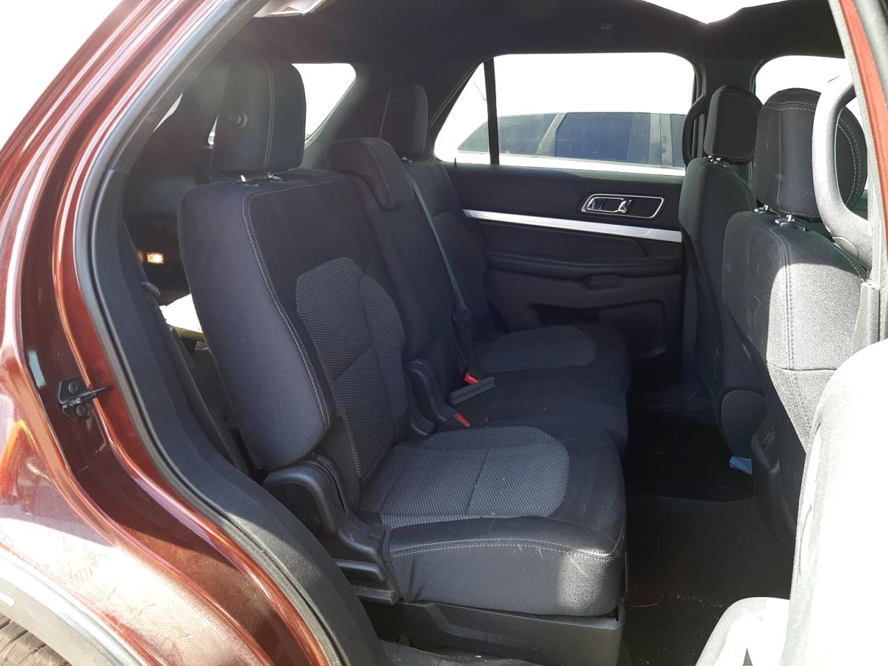 Photo 6 from auction – 2016 FORD EXPLORER X with VIN 1FM5K8D88GGA95922