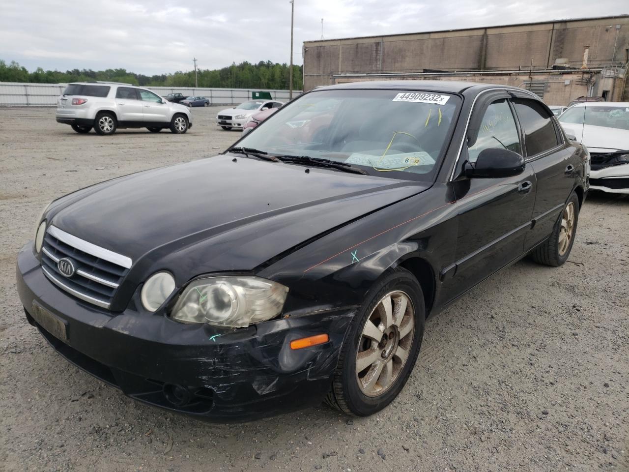 Photo 2 from auction – 2005 KIA OPTIMA LX with VIN KNAGD128355424663