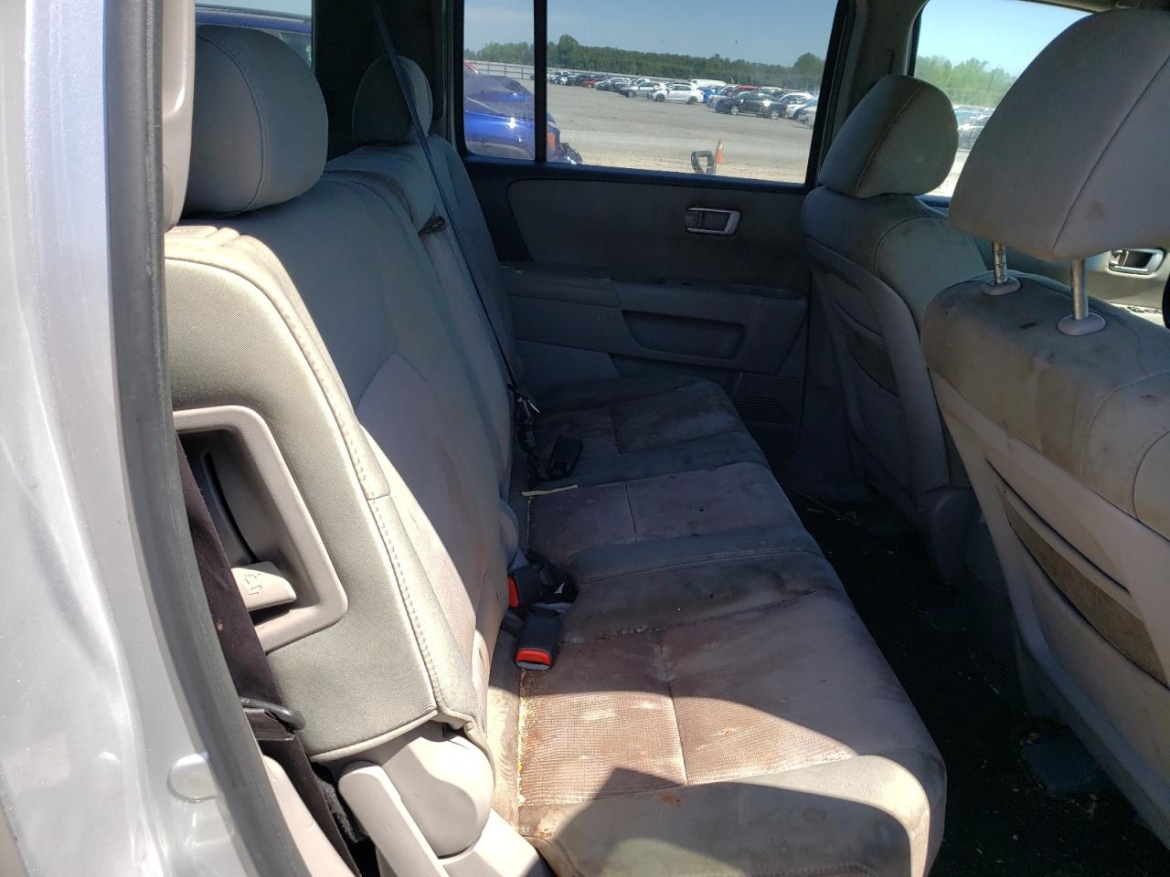Photo 6 from auction – 2011 HONDA PILOT EX with VIN 5FNYF3H48BB025274