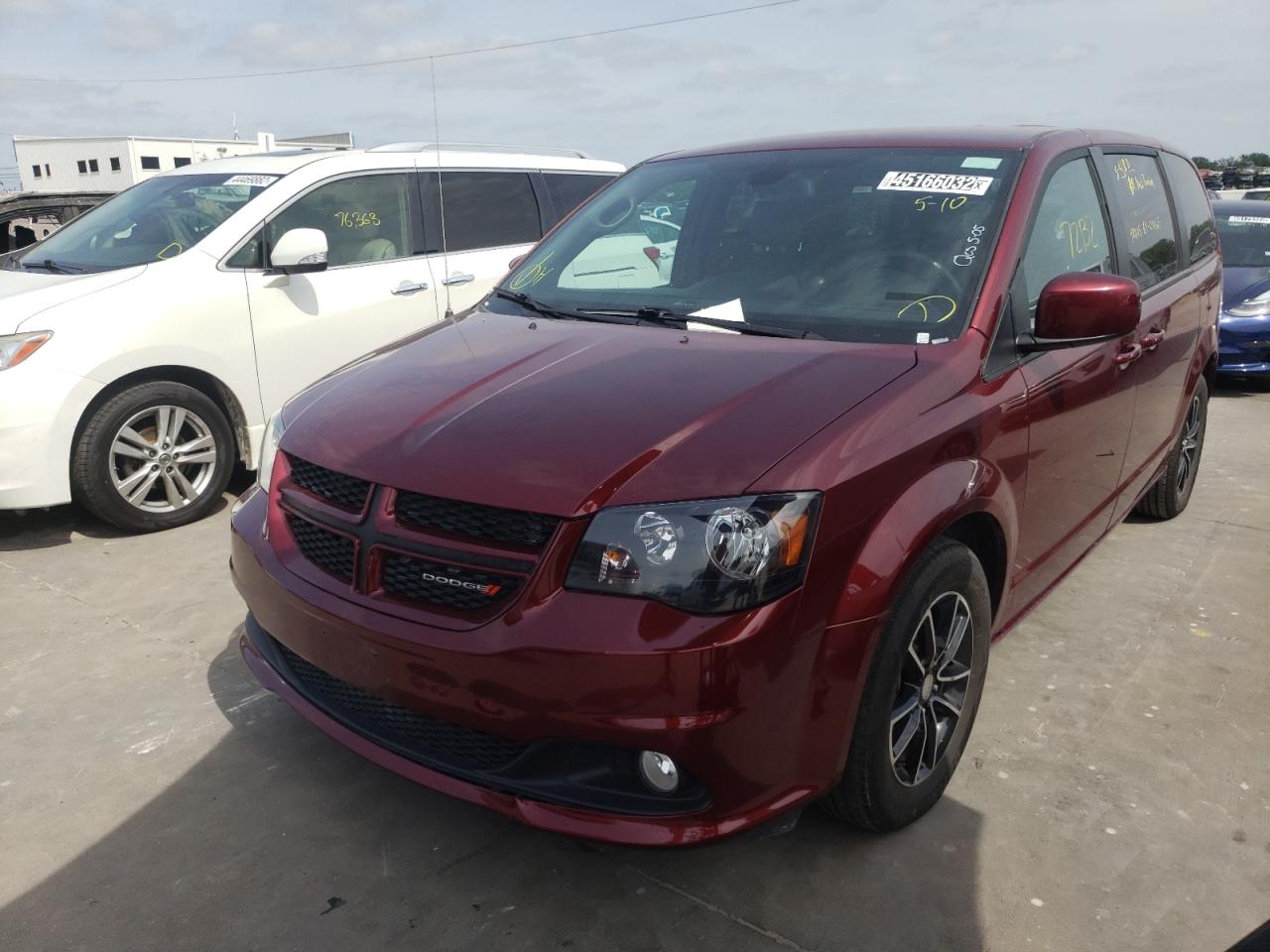 Photo 2 from auction – 2019 DODGE GRAND CARA with VIN 2C4RDGEG4KR640988