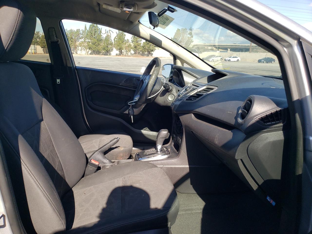 Photo 5 from auction – 2011 FORD FIESTA SE with VIN 3FADP4BJ8BM180795