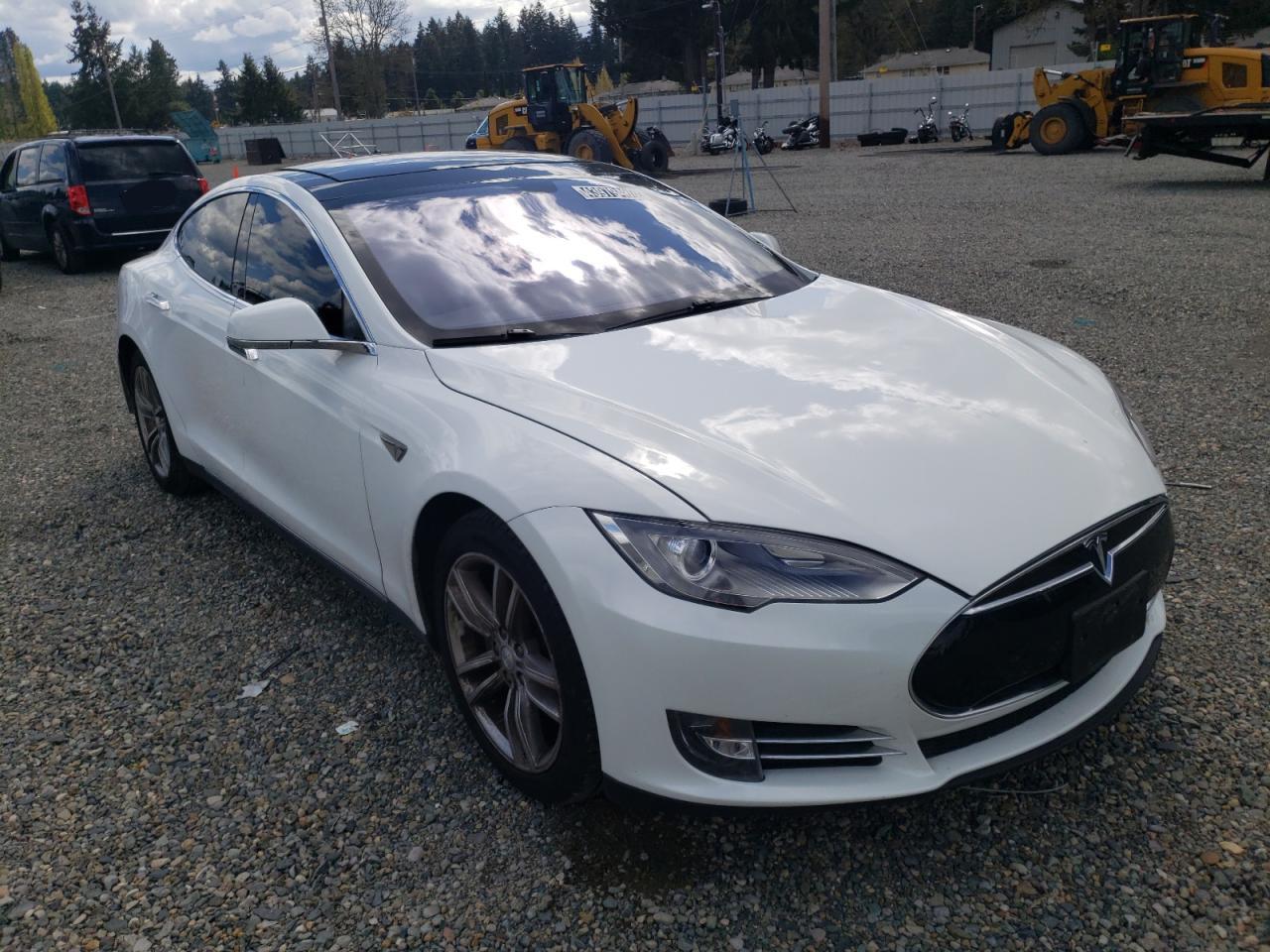 TESLA MODEL S 2014 with VIN 5YJSA1S16EFP51100 - Photo from auction