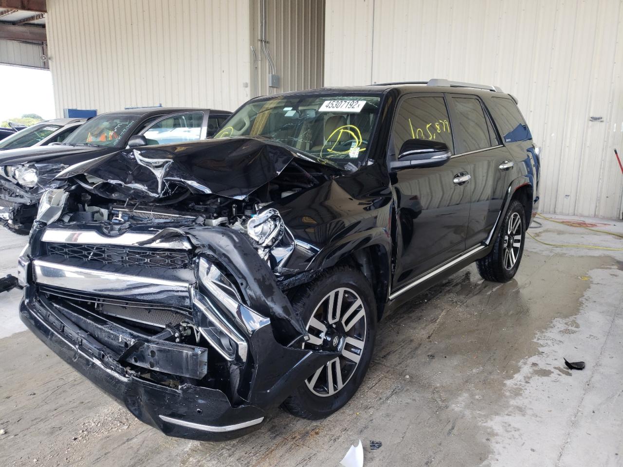 Photo 2 from auction – 2015 TOYOTA 4RUNNER SR with VIN JTEZU5JR2F5088515