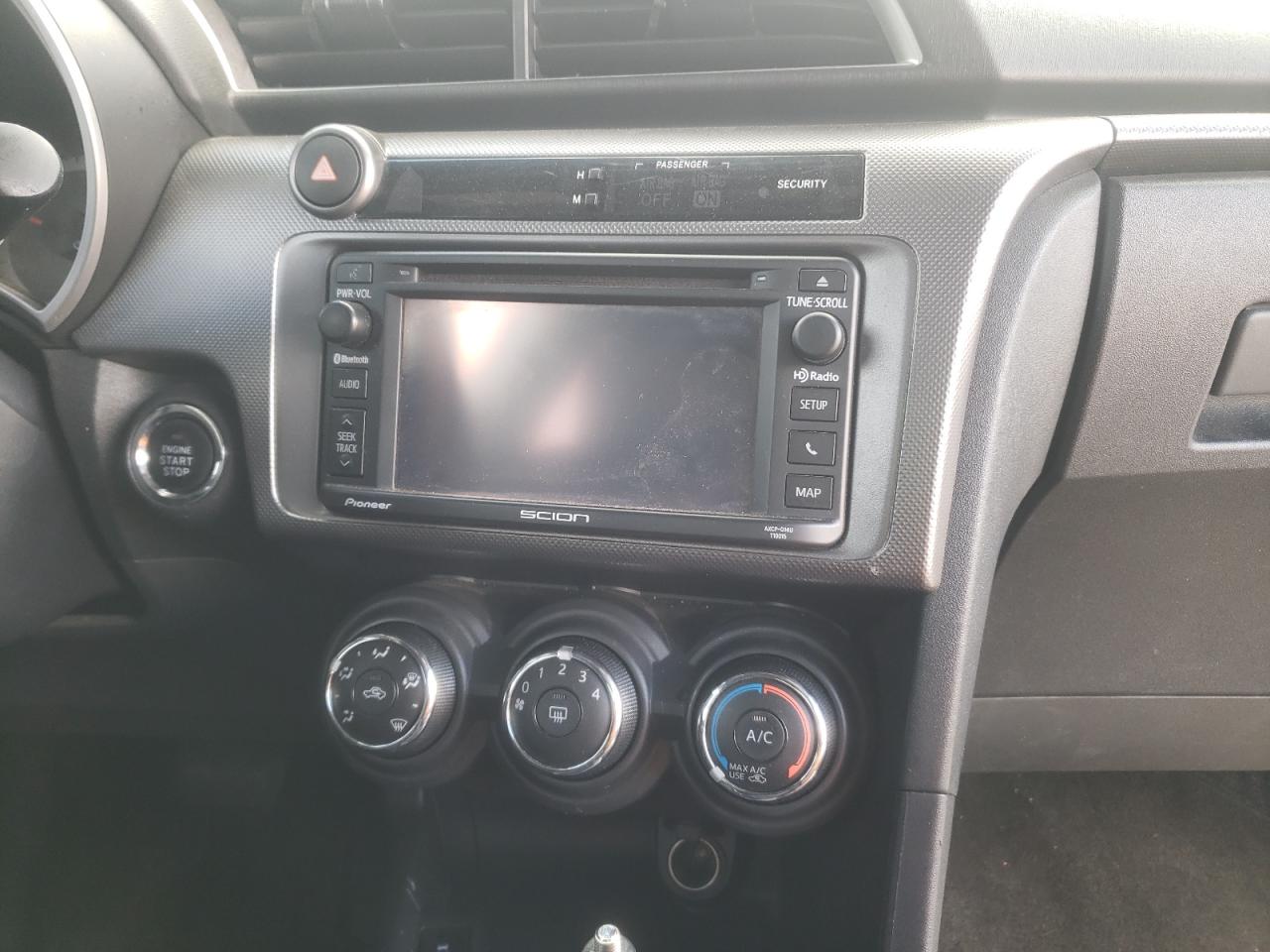Photo 20 from auction – 2014 TOYOTA SCION TC with VIN JTKJF5C78E3086746