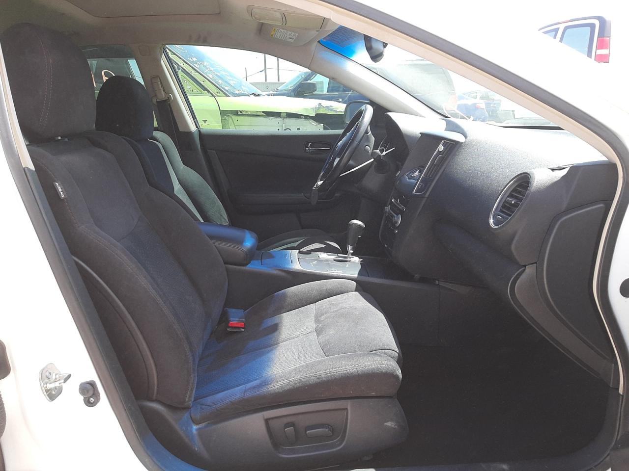 Photo 5 from auction – 2014 NISSAN MAXIMA S with VIN 1N4AA5APXEC493062