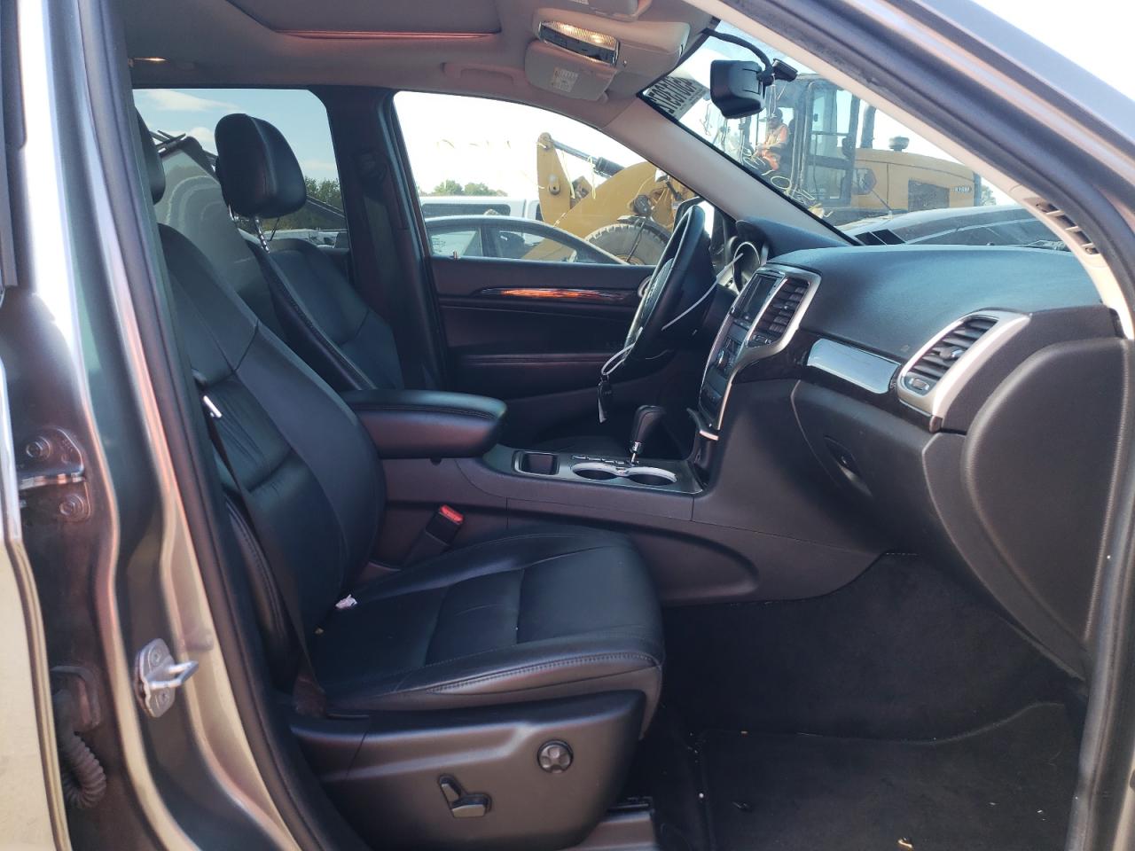 Photo 5 from auction – 2012 JEEP GRAND CHER with VIN 1C4RJFAG3CC269311