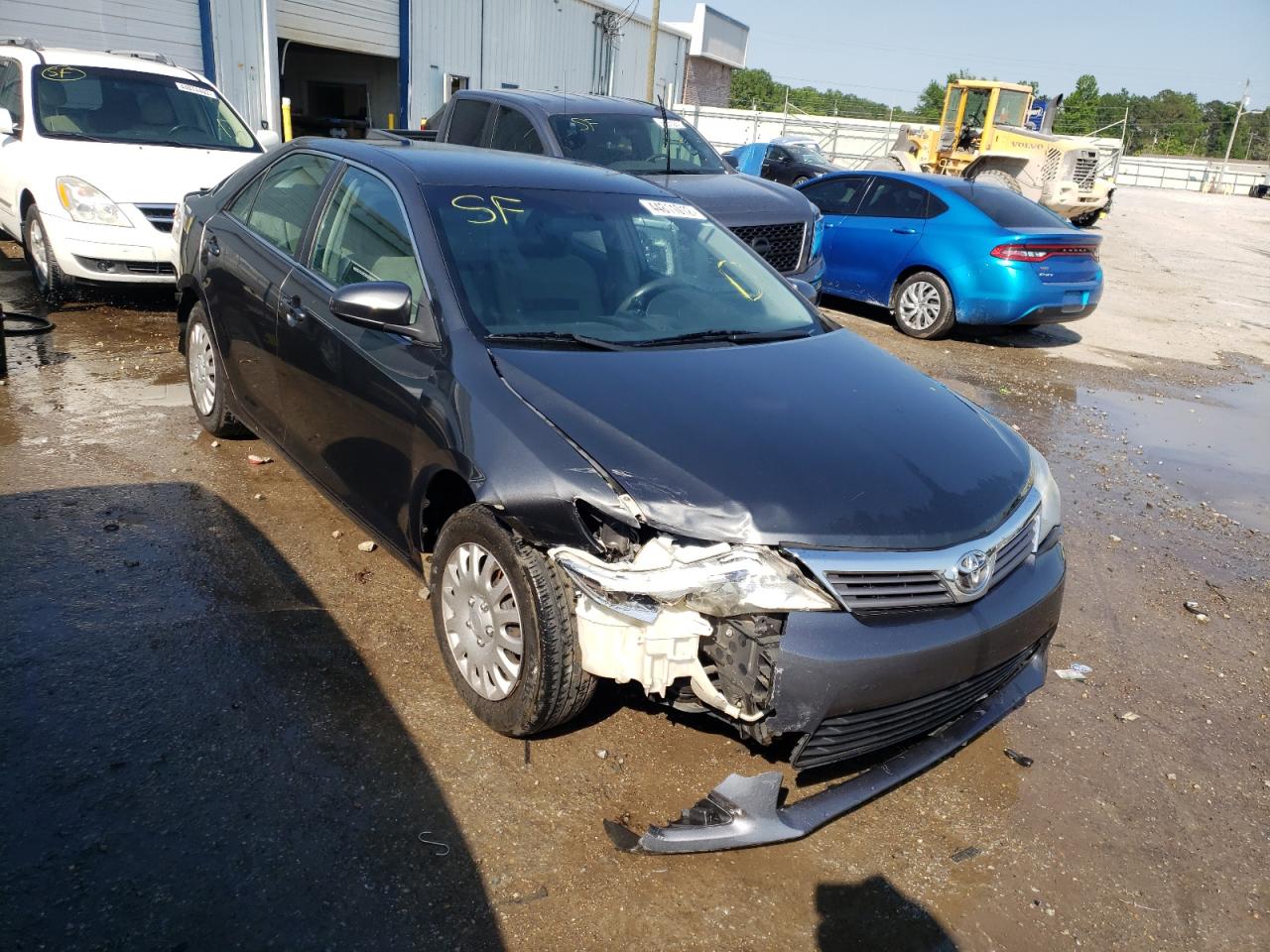 Photo 1 from auction – 2014 TOYOTA CAMRY L with VIN 4T1BF1FK2EU869474