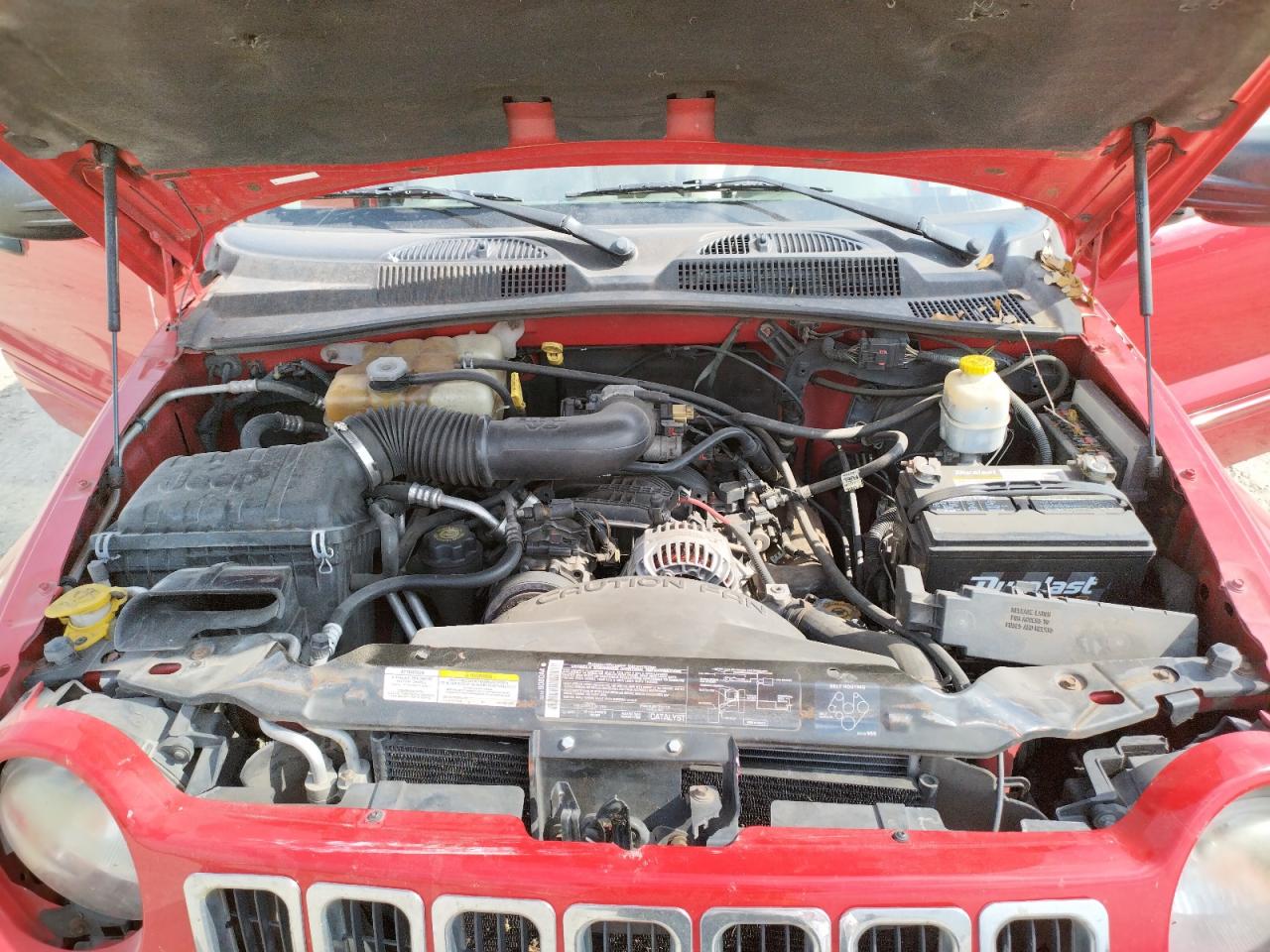 Photo 7 from auction – 2004 JEEP LIBERTY LI with VIN 1J4GL58K74W152556