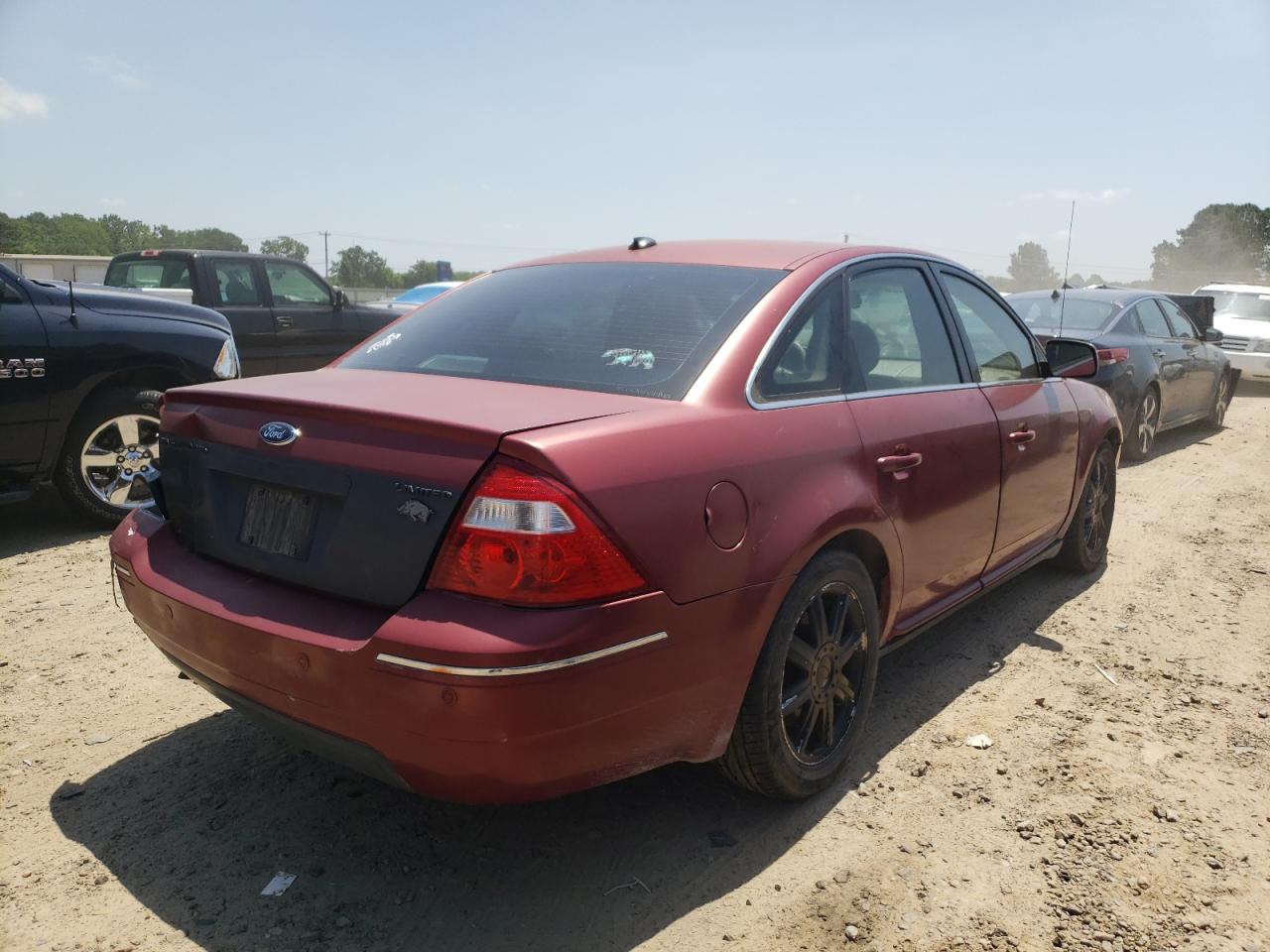 Photo 4 from auction – 2007 FORD FIVE HUNDR with VIN 1FAFP25107G120150