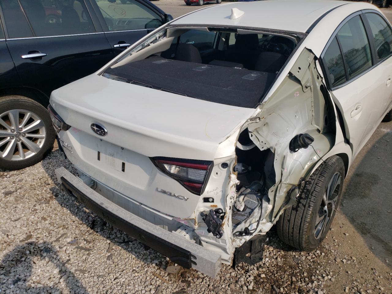 Photo 9 from auction – 2021 SUBARU LEGACY PRE with VIN 4S3BWAD63M3018590