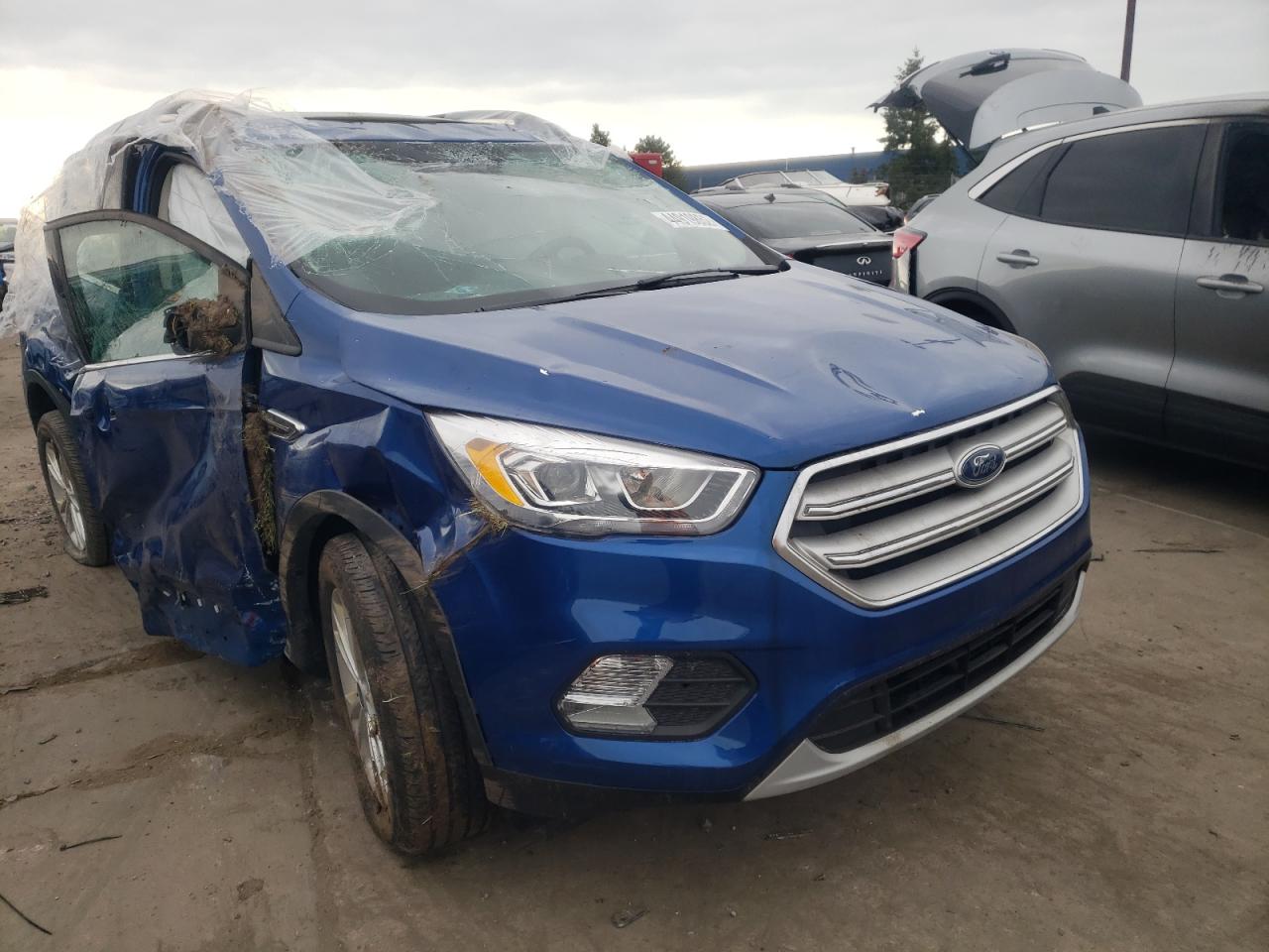 FORD ESCAPE SEL 2018 with VIN 1FMCU9HD2JUD30693 - Photo from auction