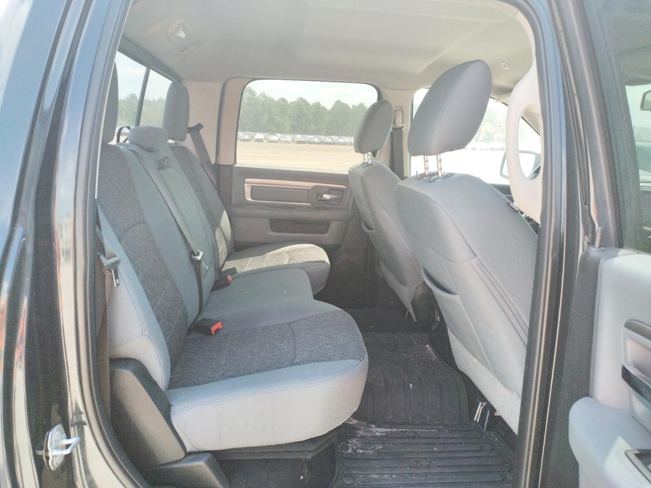 Photo 6 from auction – 2018 RAM 1500 SLT with VIN 3C6RR6LT8JG246448