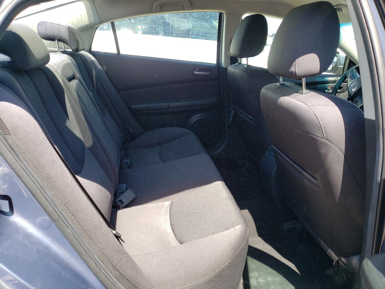 Photo 6 from auction – 2011 MAZDA 6 I with VIN 1YVHZ8BH0B5M01249