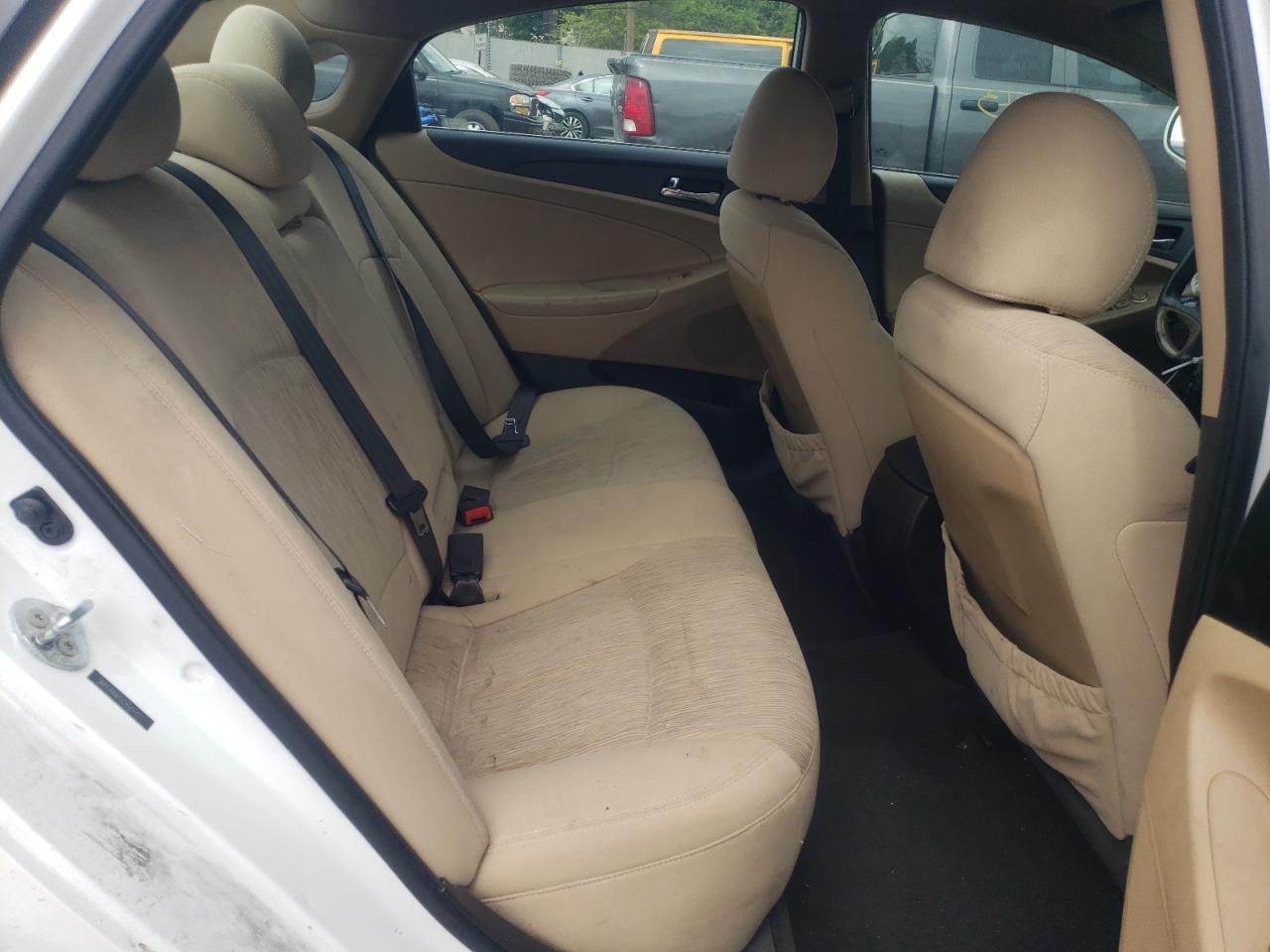 Photo 6 from auction – 2012 HYUNDAI SONATA GLS with VIN 5NPEB4AC1CH501423