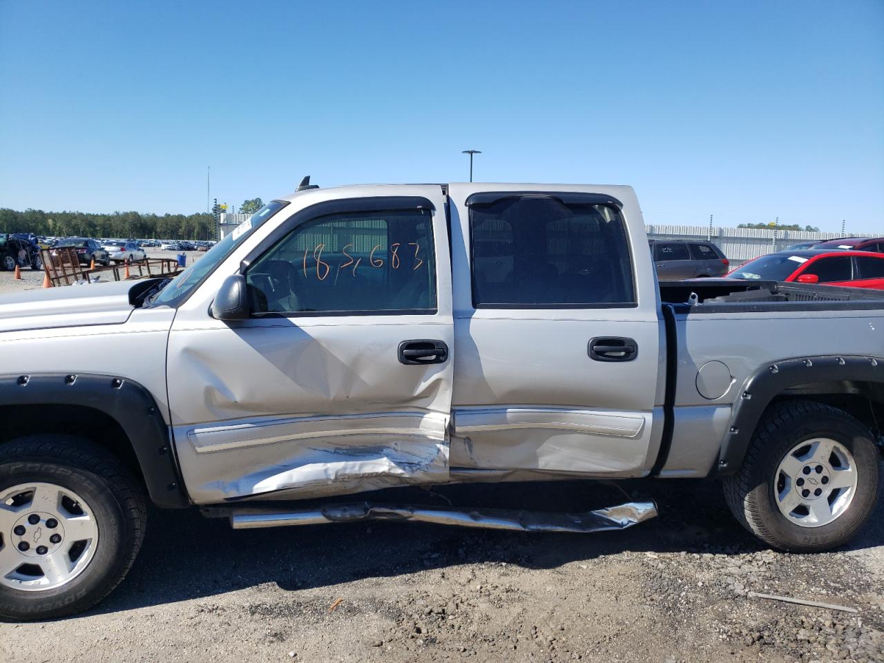 Photo 9 from auction – 2007 CHEVROLET SILVERADO with VIN 2GCEK13Z671163816