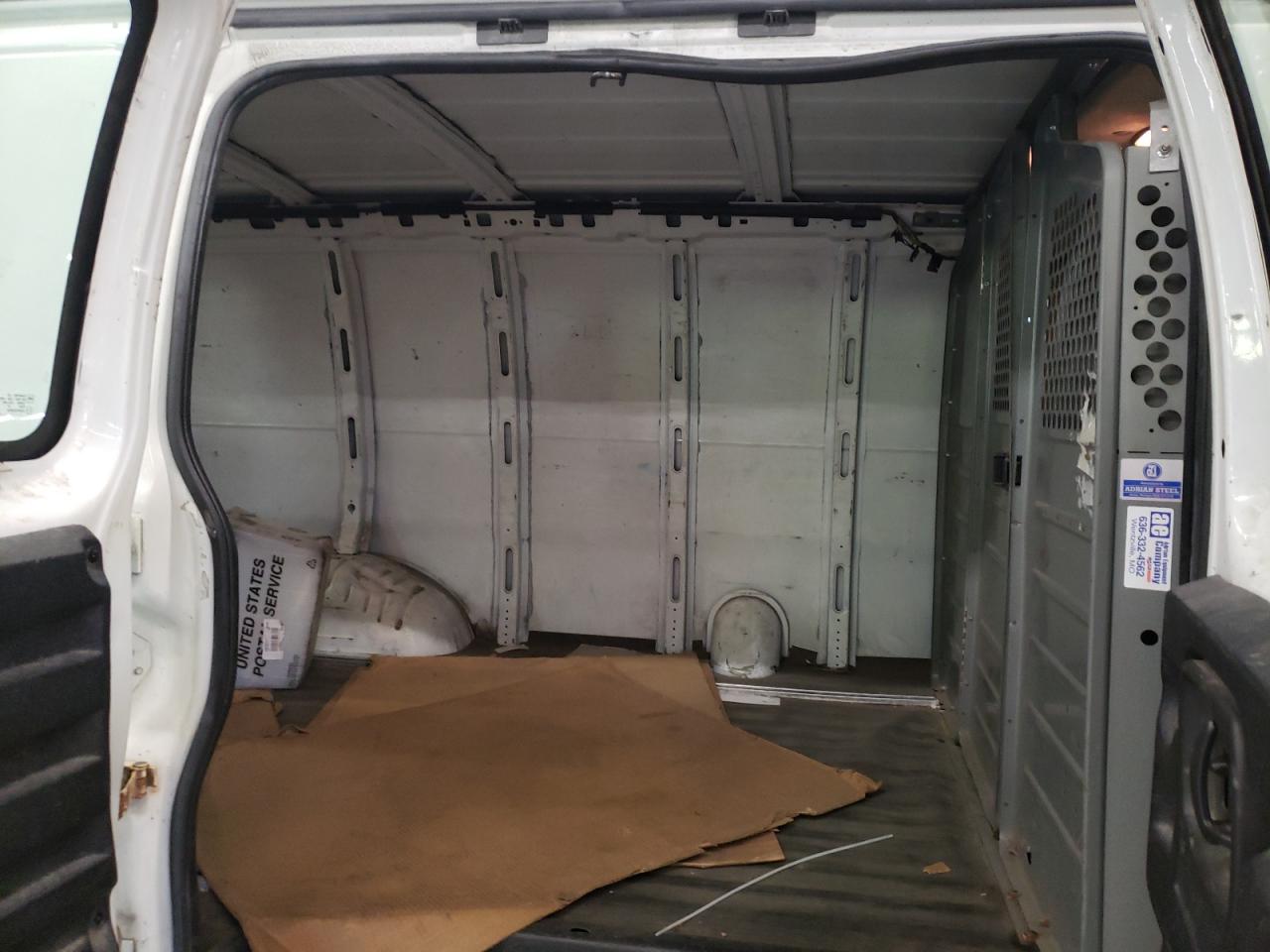 Photo 6 from auction – 2010 CHEVROLET EXPRESS G2 with VIN 1GCZGFAA8A1138426