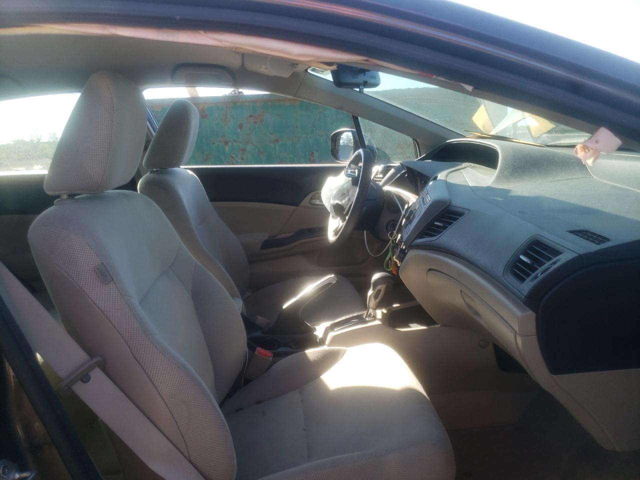 Photo 5 from auction – 2012 HONDA CIVIC LX with VIN 2HGFB2F54CH530279