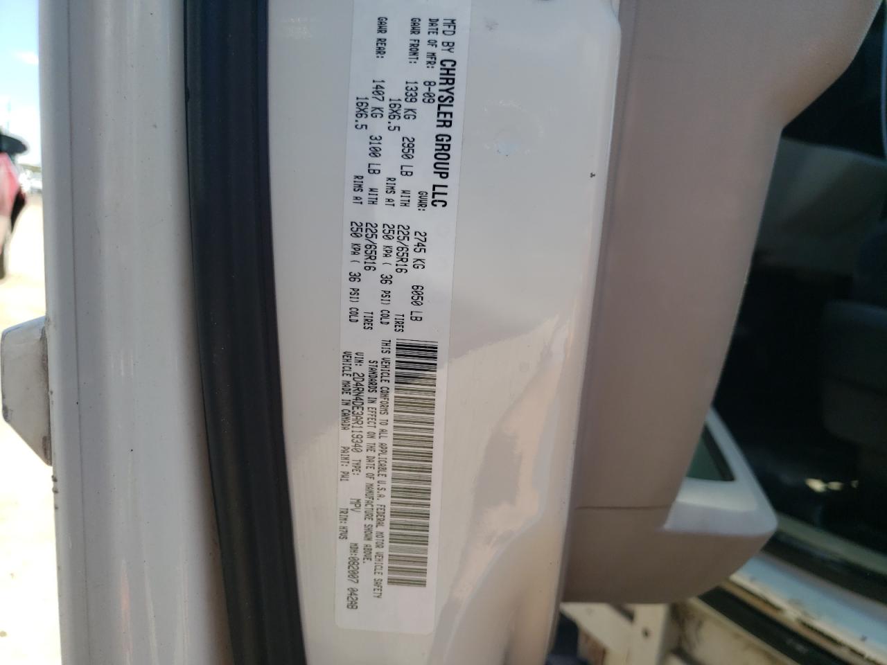 Photo 10 from auction – 2010 DODGE GRAND CARA with VIN 2D4RN4DE3AR119340