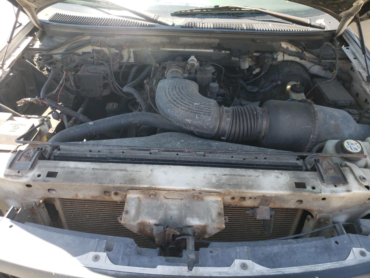 Photo 7 from auction – 2001 FORD F150 with VIN 1FTRX18W51NA84533