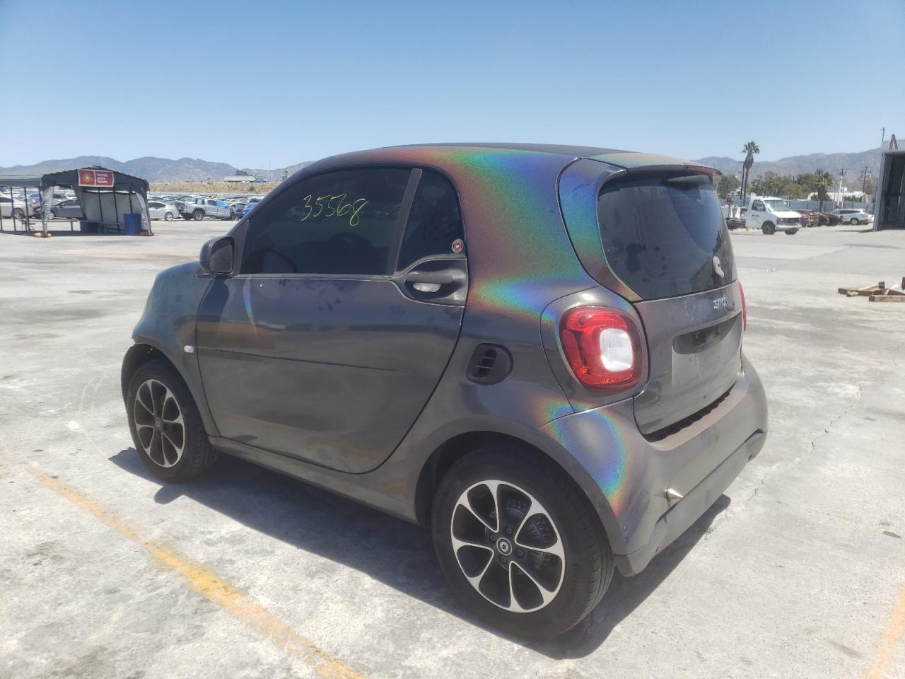 Photo 3 from auction – 2016 SMART FORTWO with VIN WMEFJ5DA0GK069519