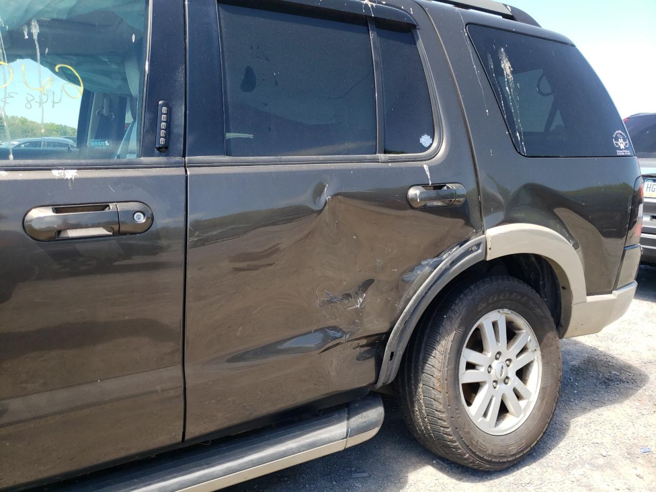 Photo 9 from auction – 2008 FORD EXPLORER E with VIN 1FMEU74E78UA33330