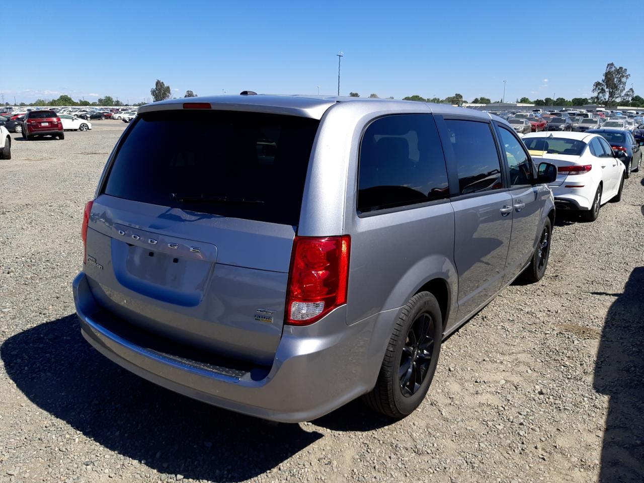 Photo 4 from auction – 2019 DODGE GRAND CARA with VIN 2C4RDGEG4KR764887
