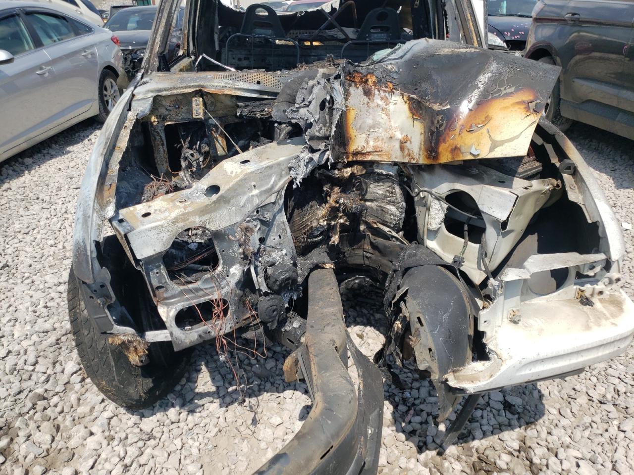 Photo 7 from auction – 2001 MAZDA B2500 with VIN 4F4YR12C51TM12816