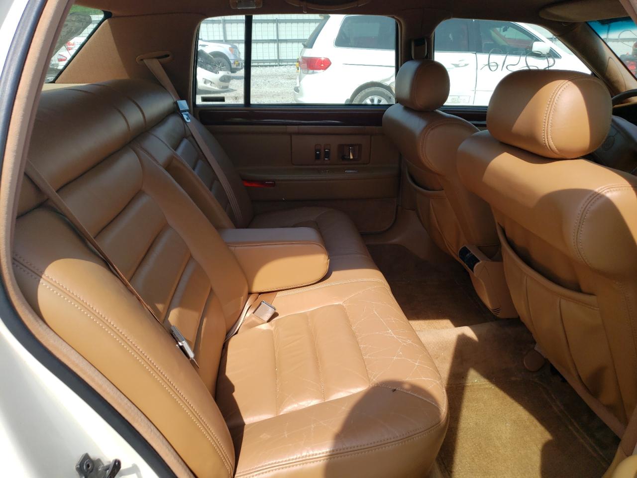 Photo 6 from auction – 1994 CADILLAC DEVILLE with VIN 1G6KD52B9RU304901