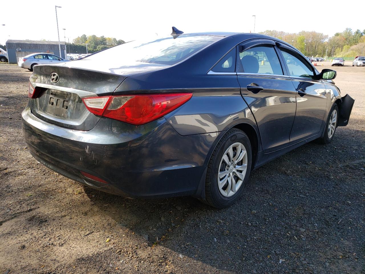 Photo 4 from auction – 2011 HYUNDAI SONATA GLS with VIN 5NPEB4AC7BH277282