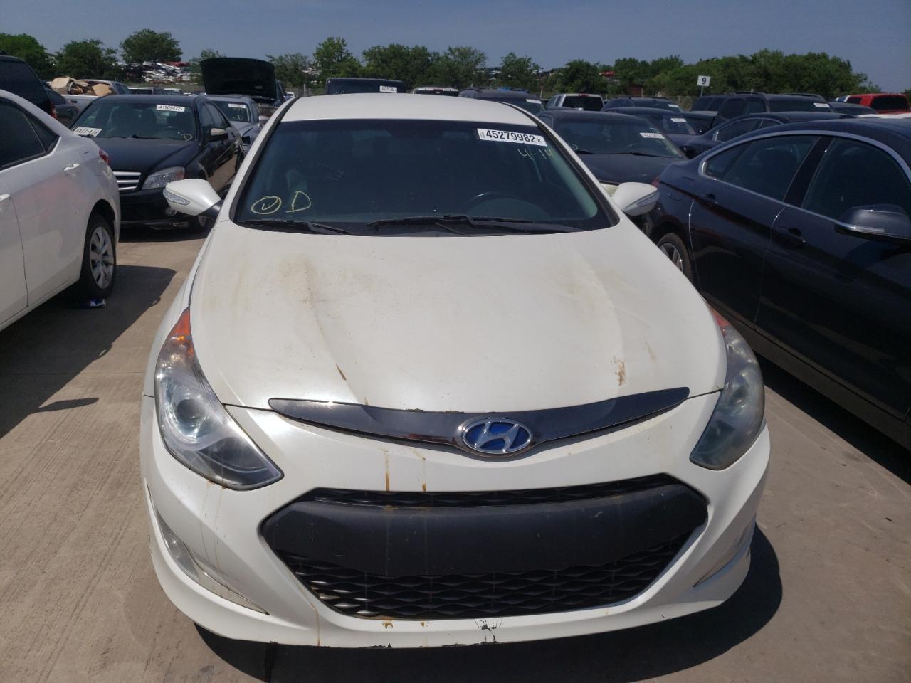 Photo 9 from auction – 2012 HYUNDAI SONATA HYB with VIN KMHEC4A40CA041390