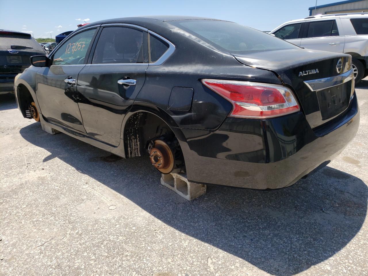 Photo 3 from auction – 2013 NISSAN ALTIMA 2.5 with VIN 1N4AL3AP7DC181309