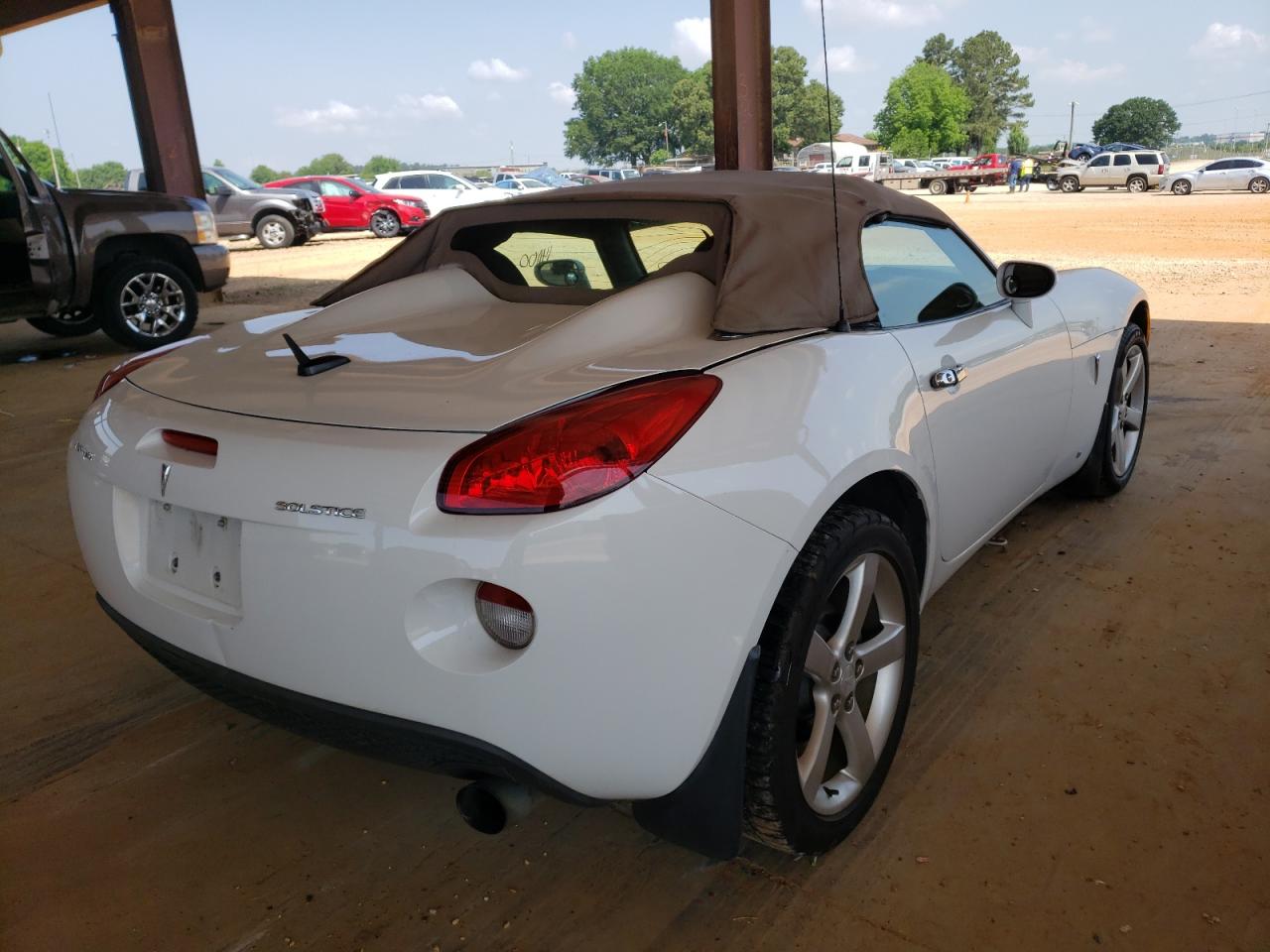 Photo 4 from auction – 2007 PONTIAC SOLSTICE with VIN 1G2MB35B37Y119524