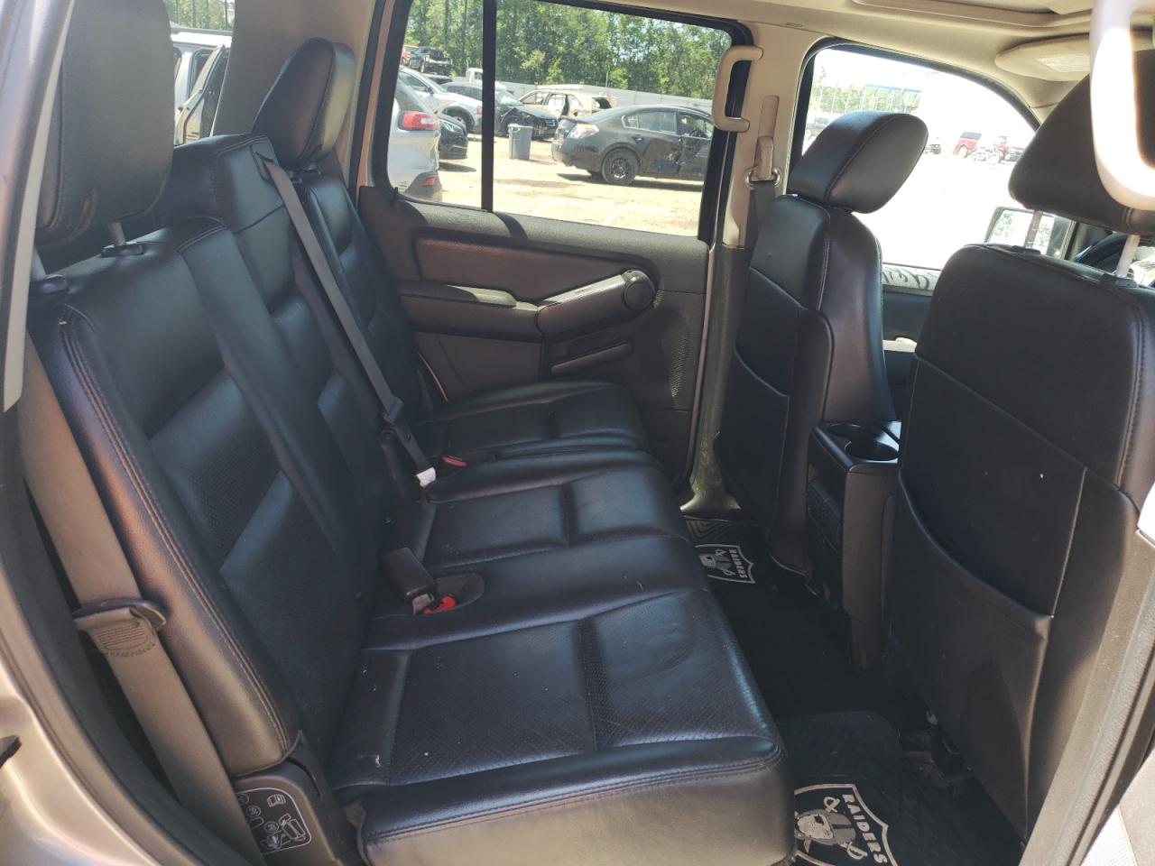 Photo 6 from auction – 2008 MERCURY MOUNTAINEE with VIN 4M2EU48E88UJ11525