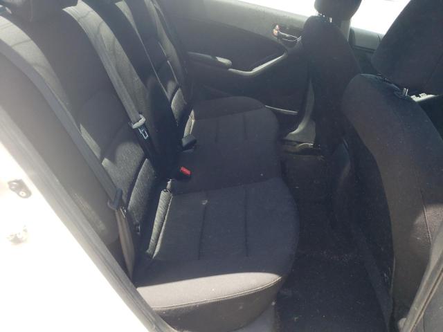Photo 6 from auction – 2016 KIA FORTE LX with VIN KNAFK4A66G5511396