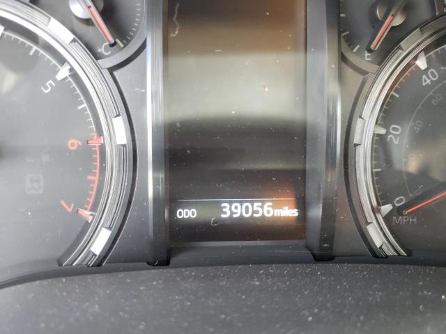 Photo 8 from auction – 2020 TOYOTA 4RUNNER SR with VIN JTEBU5JR7L5745872