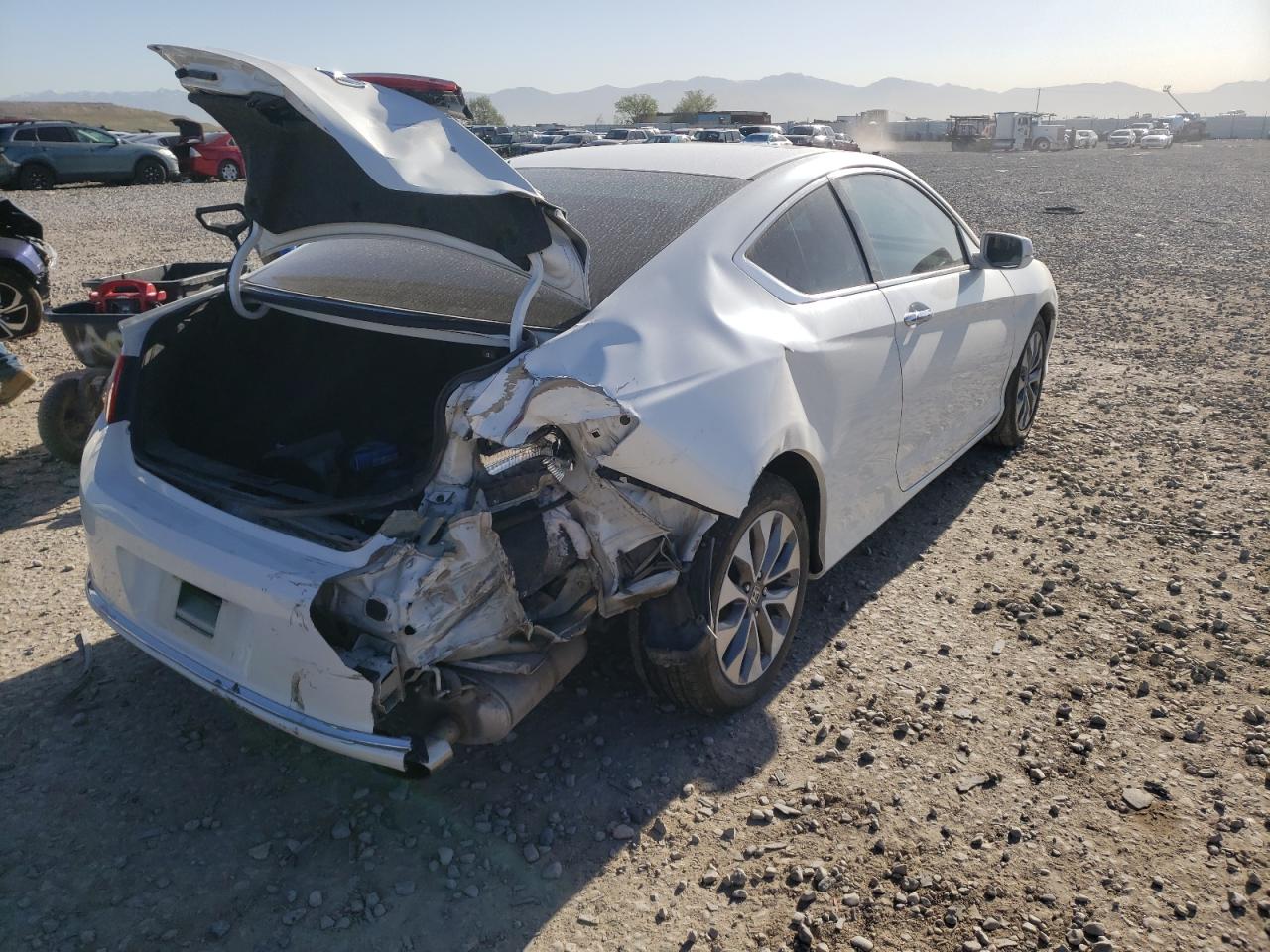 Photo 4 from auction – 2014 HONDA ACCORD EX with VIN 1HGCT1B71EA008860