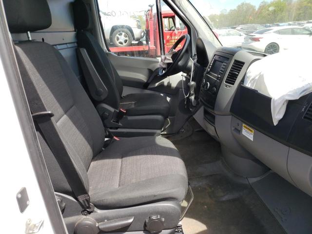 Photo 5 from auction – 2015 MERCEDES-BENZ SPRINTER 2 with VIN WD3PE7DC2FP100138