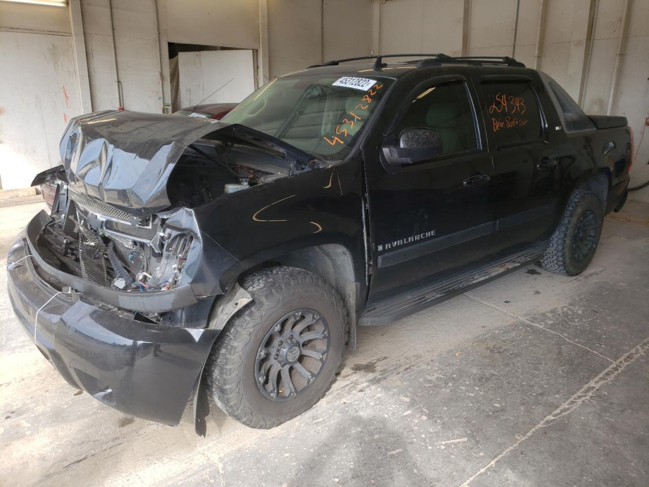 Photo 2 from auction – 2007 CHEVROLET AVALANCHE with VIN 3GNFK12387G136116
