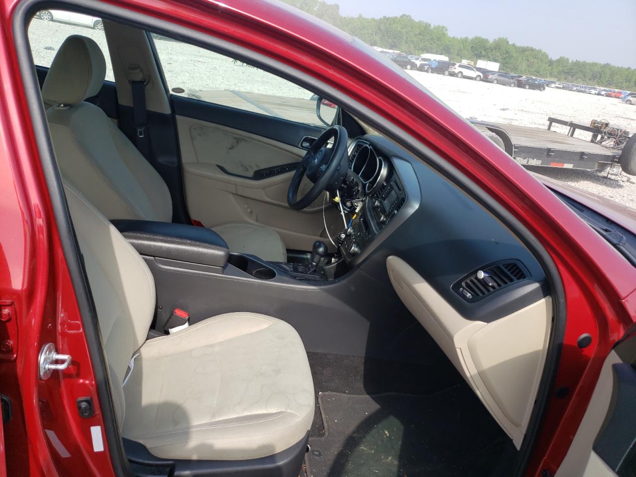 Photo 5 from auction – 2014 KIA OPTIMA LX with VIN 5XXGM4A70EG282779