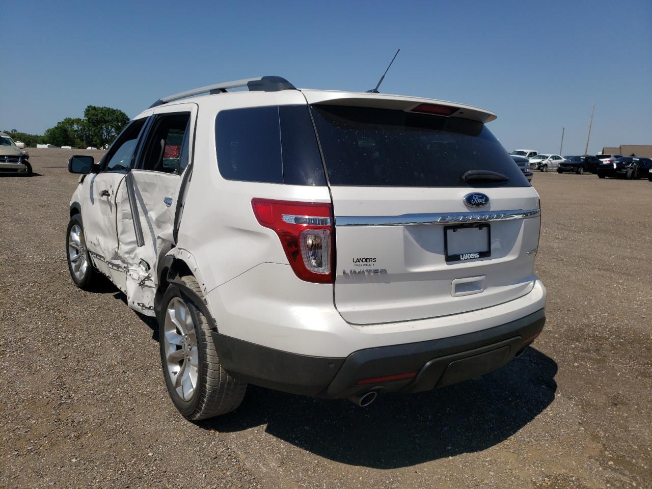Photo 3 from auction – 2015 FORD EXPLORER L with VIN 1FM5K7F88FGB22350